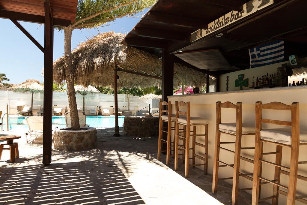 Hotel Rena Perissa  Buitenkant foto
