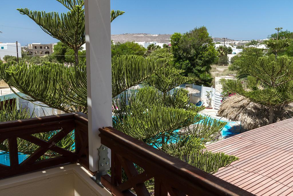Hotel Rena Perissa  Buitenkant foto
