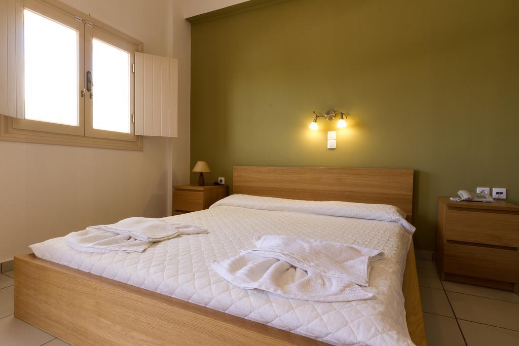 Hotel Rena Perissa  Buitenkant foto
