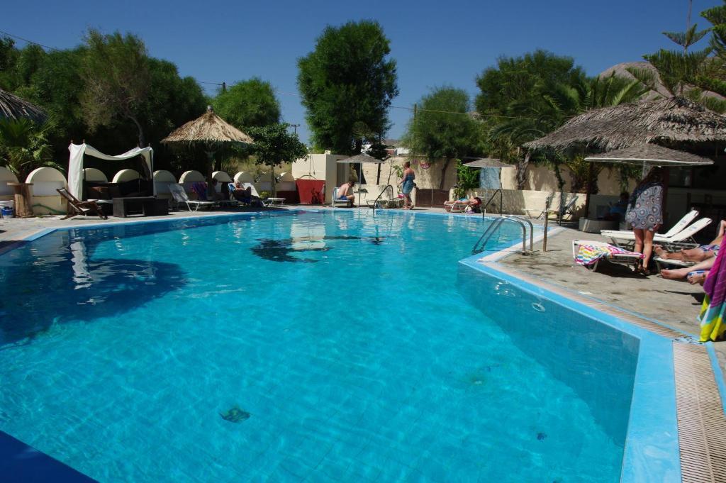 Hotel Rena Perissa  Buitenkant foto