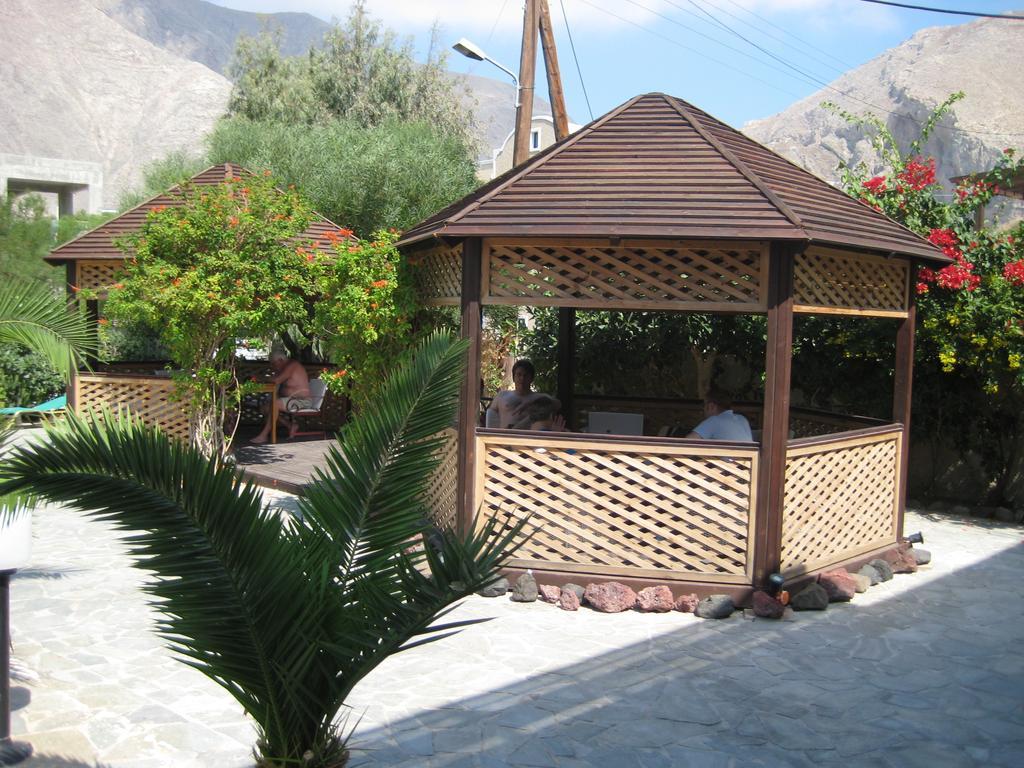 Hotel Rena Perissa  Buitenkant foto